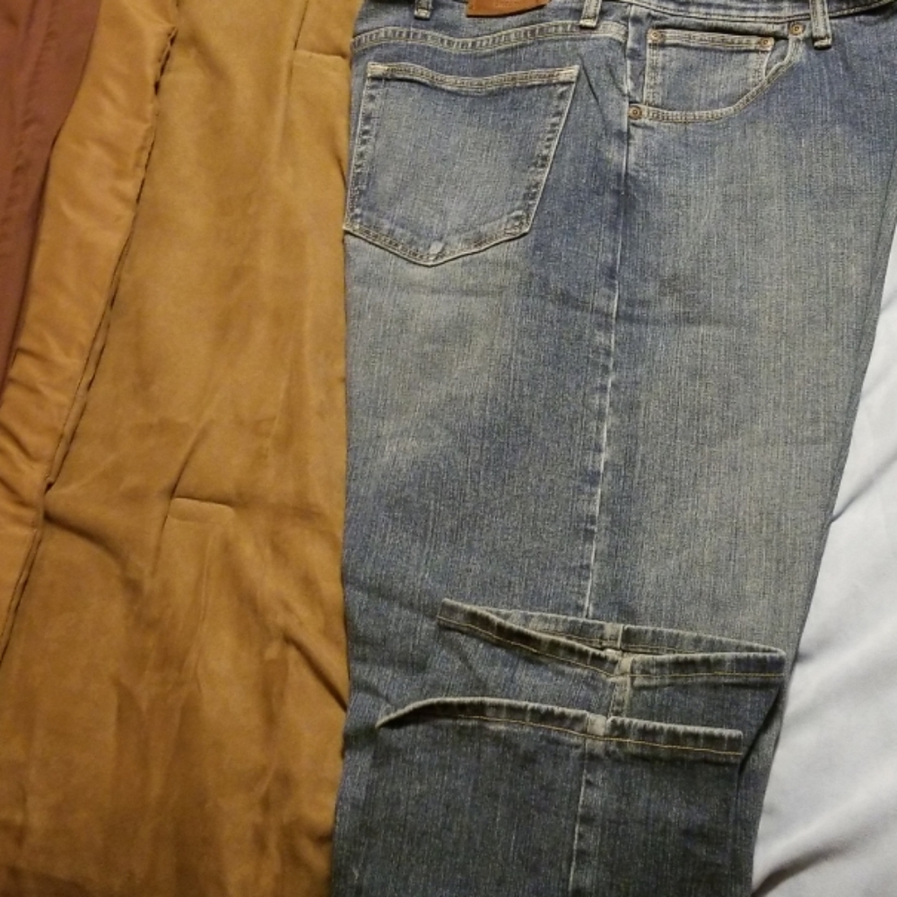 Pants - Picture 3 of 3